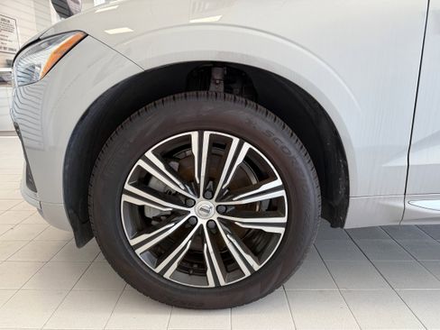 Certified 2022 Volvo XC60 B6 Inscription w/ Climate Package image 8