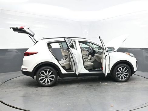Used 2019 Kia Sportage EX w/ EX Premium Package image 42