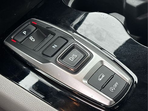 Used 2020 Honda Pilot Touring image 26