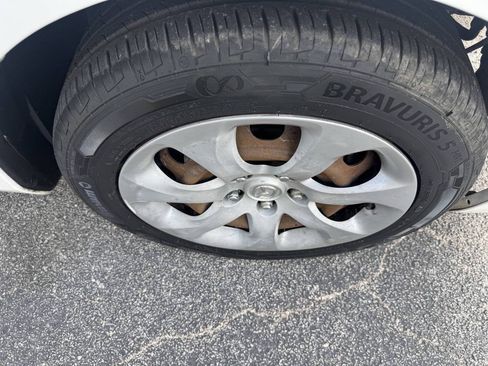 Used 2010 MAZDA MAZDA3 i Sport FWD image 26