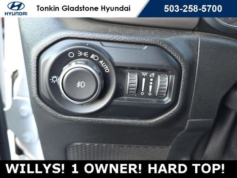 Used 2020 Jeep Wrangler Unlimited Sport image 12