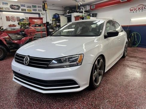 Used 2015 Volkswagen Jetta S image 1