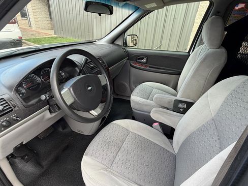 Used 2008 Chevrolet Uplander w/ Climate Package image 10