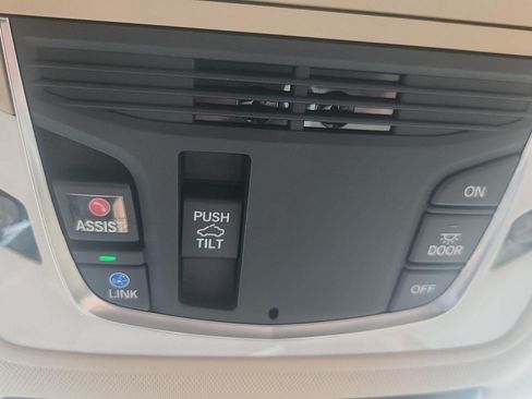Used 2021 Acura TLX SH-AWD w/ Advance Package image 26