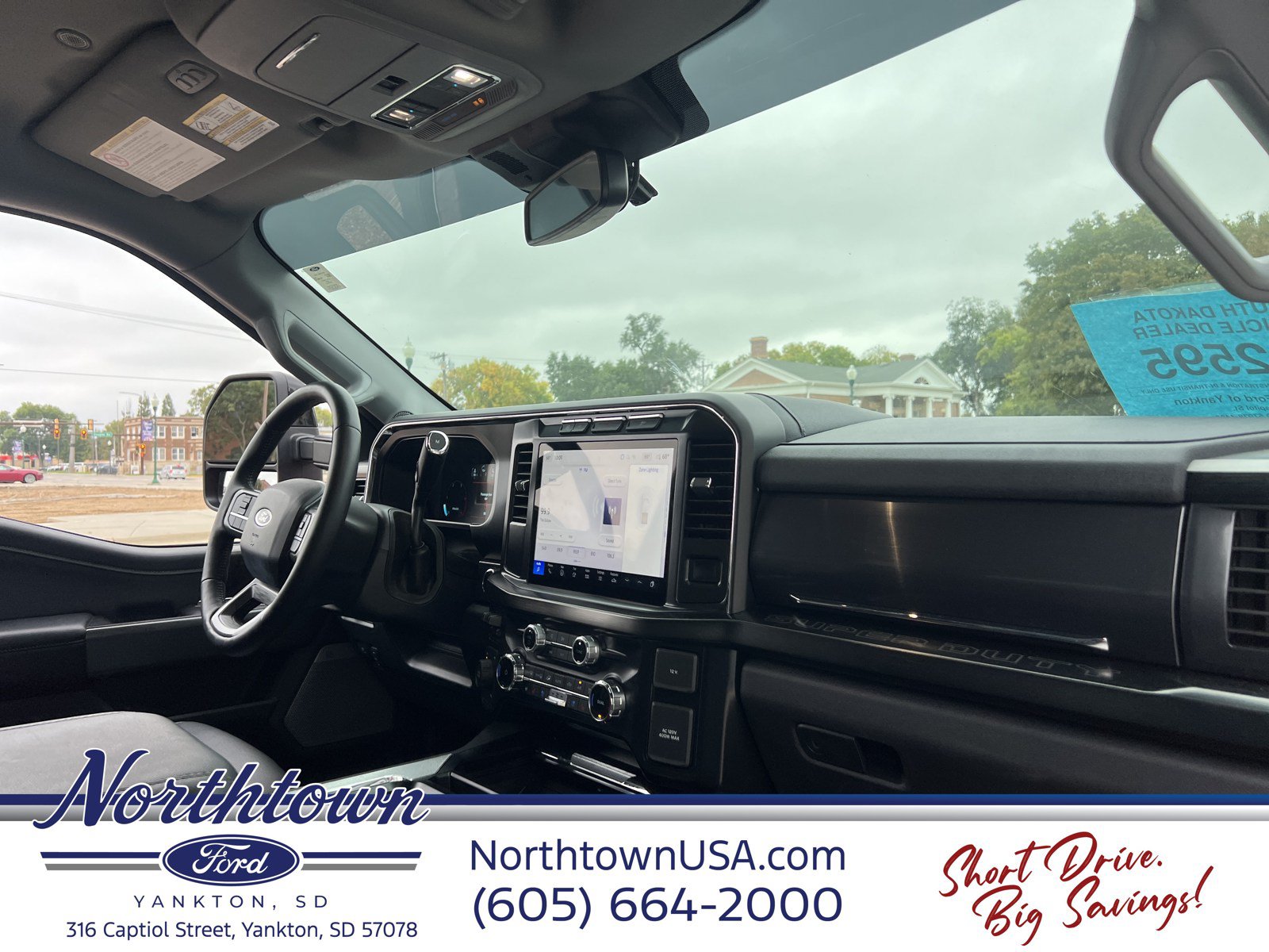 Used 2024 Ford F250 Lariat w/ Black Appearance Package AWD/4WD image 20