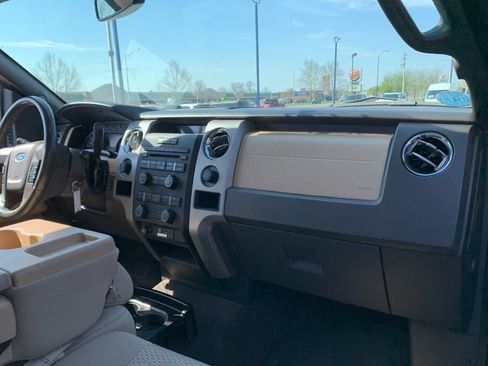 Used 2012 Ford F150 XLT w/ XLT Chrome Pkg image 18