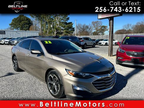 Used 2022 Chevrolet Malibu LT FWD image 1