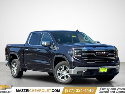 Used 2025 GMC Sierra 1500 SLT