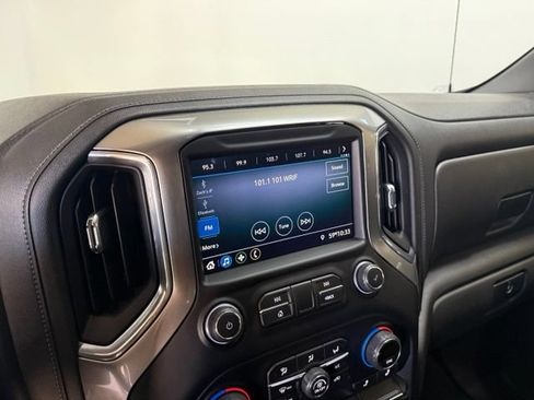 Used 2021 Chevrolet Silverado 1500 LT AWD/4WD image 26