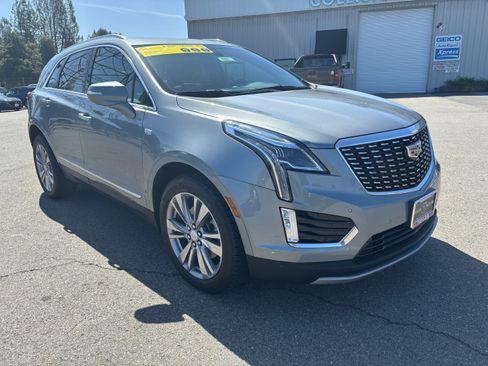 Used 2024 Cadillac XT5 Premium Luxury AWD/4WD image 3
