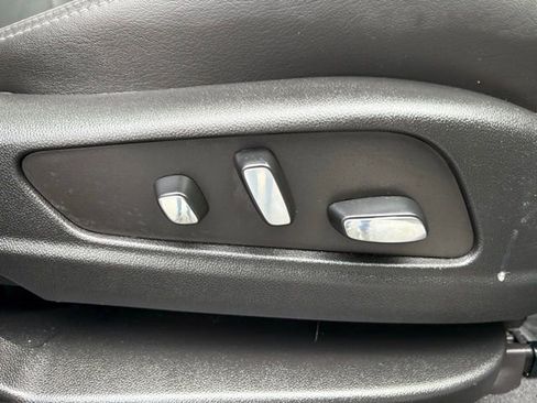 Used 2024 Cadillac XT6 Premium Luxury w/ Technology Package image 42