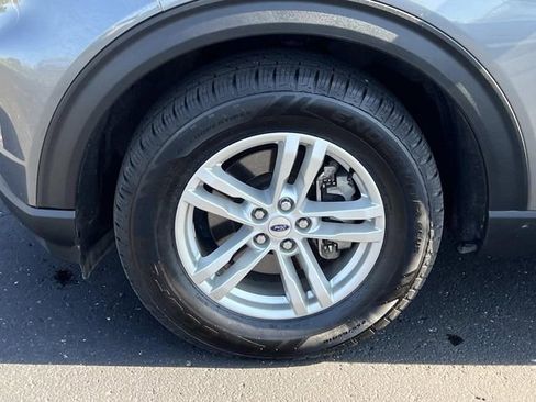 Certified 2022 Ford Explorer XLT w/ Class IV Trailer Tow Package AWD/4WD image 10