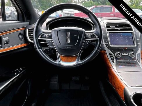 Used 2019 Lincoln Nautilus Reserve AWD/4WD image 11