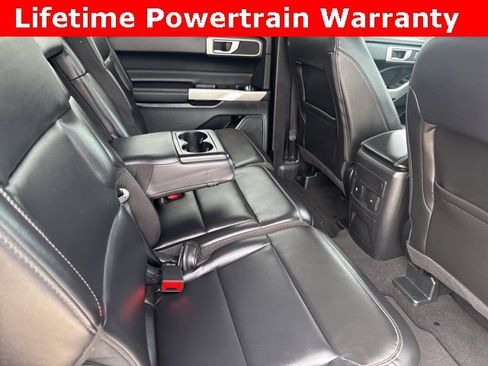 Used 2024 Ford Explorer XLT w/ Equipment Group 202A image 18