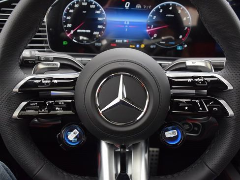 New 2026 Mercedes-Benz GLE 63 AMG S image 23