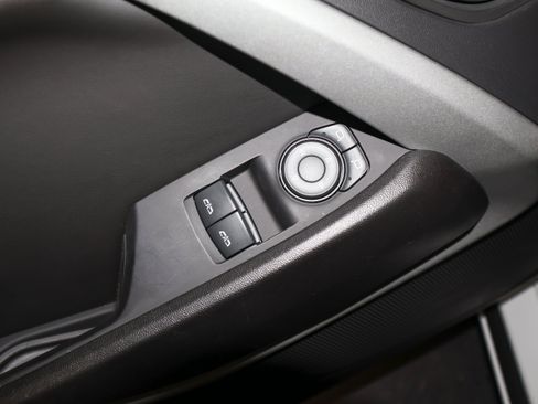 Used 2019 Chevrolet Camaro SS RWD image 17