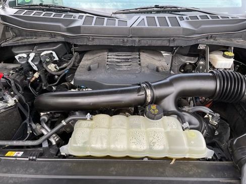 Used 2022 Ford F150 Limited image 22