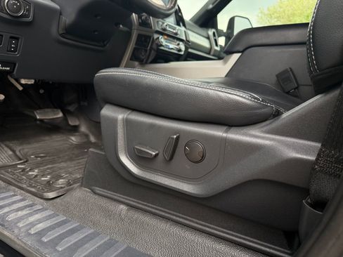 Used 2022 Ford F350 Lariat w/ Lariat Ultimate Package image 40