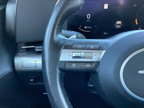 Used 2024 Hyundai Kona Limited image 22