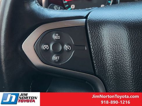 Used 2018 Chevrolet Silverado 1500 LT w/ Texas Edition image 29