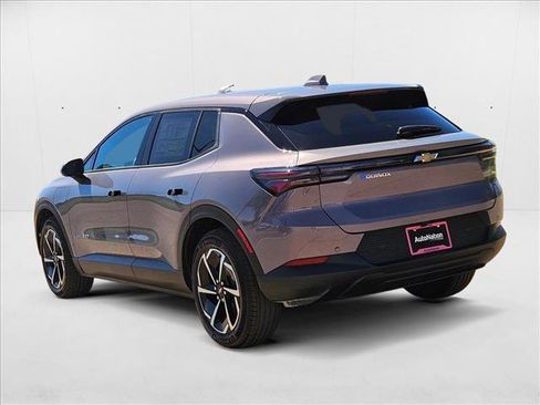 New 2026 Chevrolet Equinox EV LT image 9