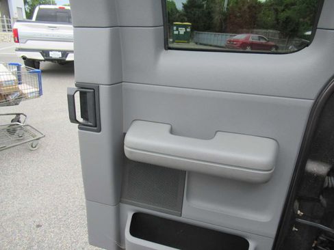 Used 2006 Ford F150 XL AWD/4WD image 16