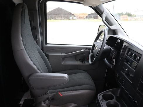 Used 2024 Chevrolet Express 2500 w/ Driver Convenience Package RWD image 10