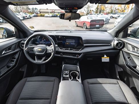 New 2026 Chevrolet Equinox LT w/ LPO, Floor Liner Package image 19