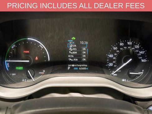 Used 2024 Toyota Sienna LE FWD image 16
