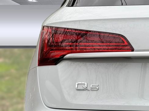 Certified 2024 Audi Q5 2.0T Premium image 13
