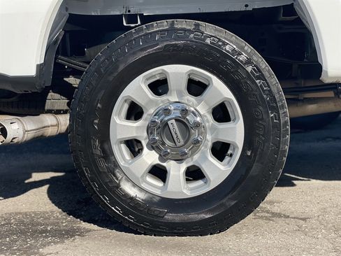 Used 2023 Ford F250 XL image 37