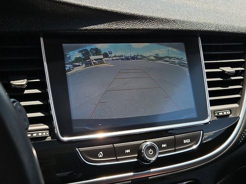 Used 2018 Buick Encore Preferred FWD image 18