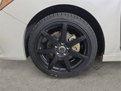 Used 2019 Subaru Impreza 2.0i Sport image 9