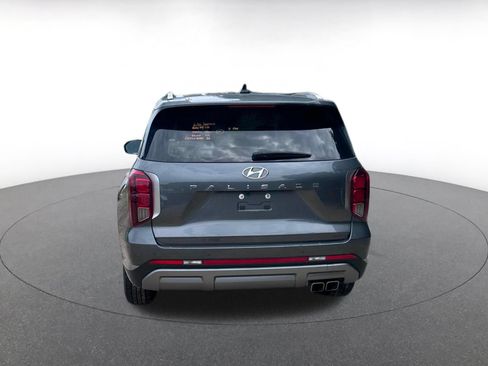 Used 2025 Hyundai Palisade SEL FWD image 14