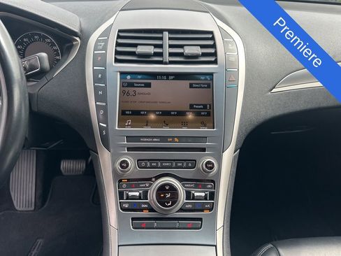 Used 2017 Lincoln MKZ Premiere FWD image 17