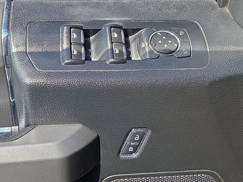 Used 2016 Ford F150 XLT w/ Equipment Group 302A Luxury AWD/4WD image 25