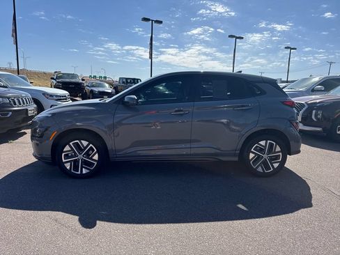 Certified 2023 Hyundai Kona SE w/ Cargo Package FWD image 11