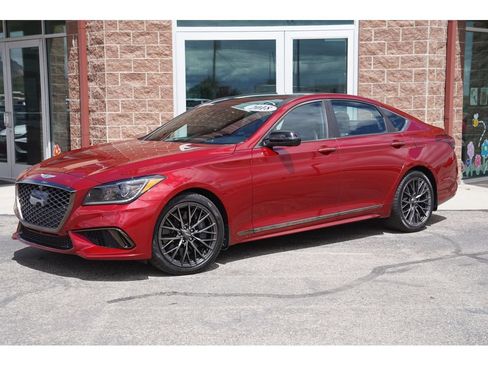 Used 2018 Genesis G80 3.3T Sport RWD image 2
