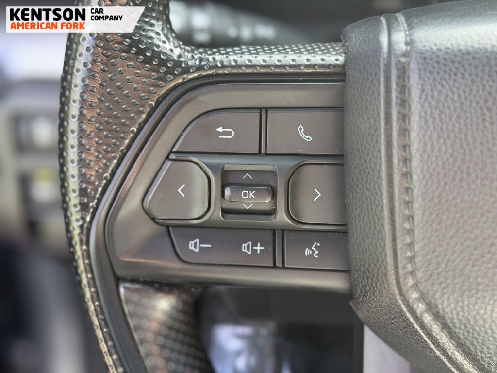 Used 2025 Toyota Tacoma SR5 AWD/4WD image 16