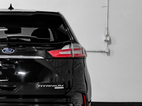 Used 2019 Ford Edge Titanium w/ Equipment Group 301A FWD image 63