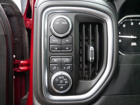 Used 2022 GMC Sierra 1500 Denali w/ Denali Premium Package AWD/4WD image 16