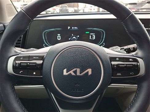 Certified 2023 Kia Sportage EX image 18