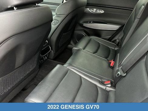 Used 2022 Genesis GV70 2.5T w/ Advanced Package AWD/4WD image 13