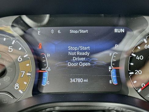 Used 2022 Jeep Compass Latitude FWD image 12