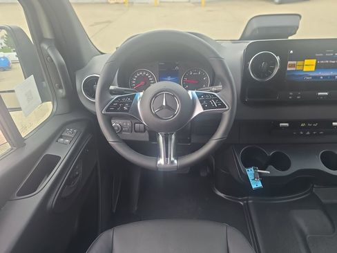 New 2026 Mercedes-Benz Sprinter 2500 image 13