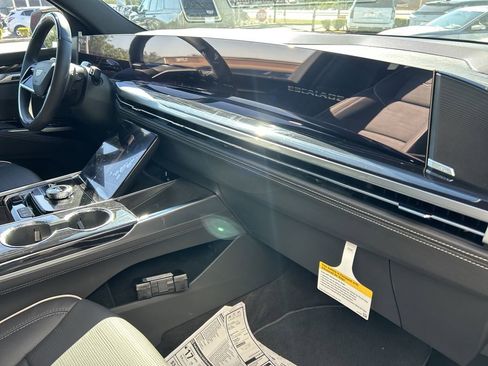 New 2026 Cadillac Escalade Sport image 12