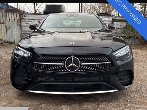 Used 2022 Mercedes-Benz E 350 Sedan image 4