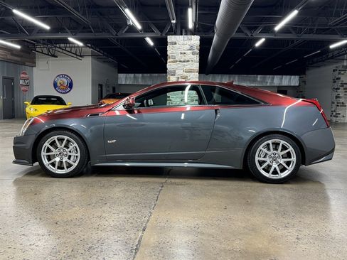 Used 2012 Cadillac CTS V RWD image 4