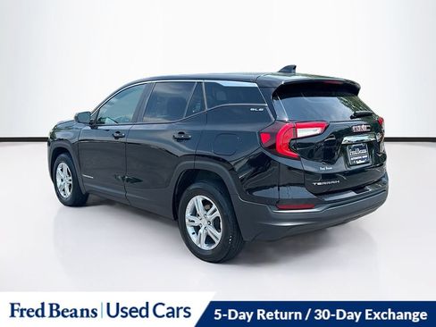 Used 2024 GMC Terrain SLE AWD/4WD image 7