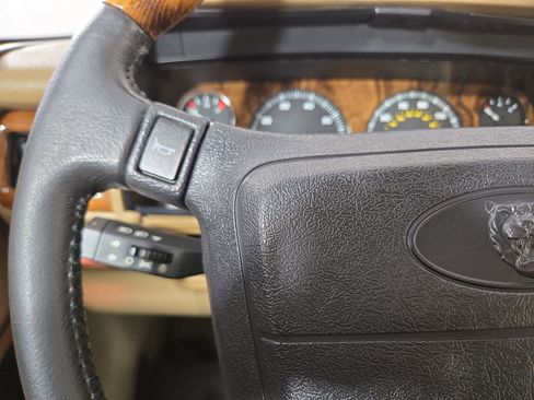 Used 1996 Jaguar XJS 4.0 Convertible image 16